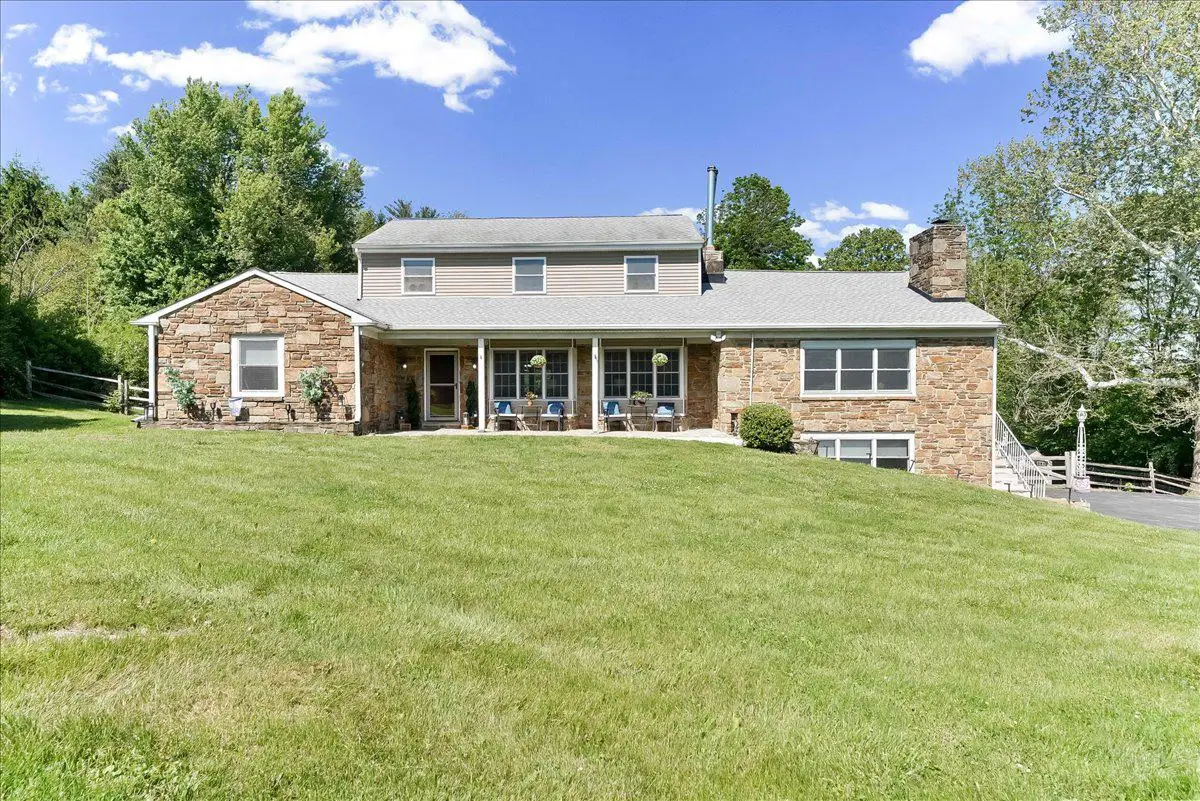 779 Concord Rd, Glen Mills, PA 19342 - #1