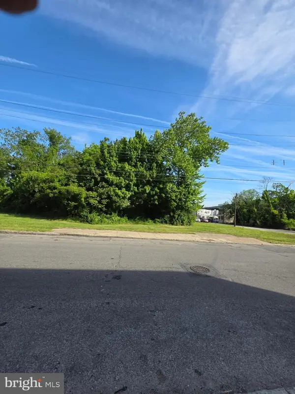 1900 W 3rd St, CHESTER, PA 19013