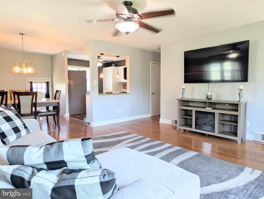 3618 Victor Ave, Brookhaven, PA 19015 - #3