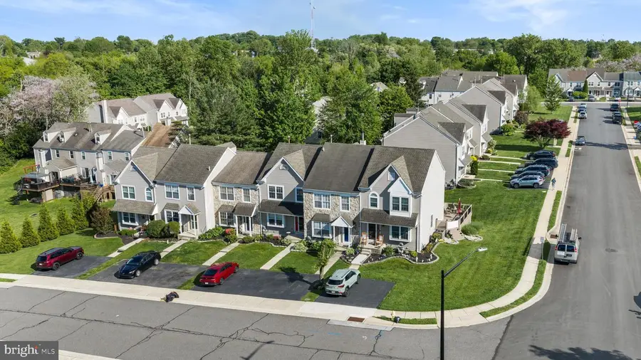 175 Megan Cir, Aston, PA 19014 - #2