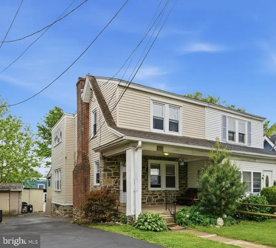 3828 Crest Rd, Drexel Hill, PA 19026 - #2
