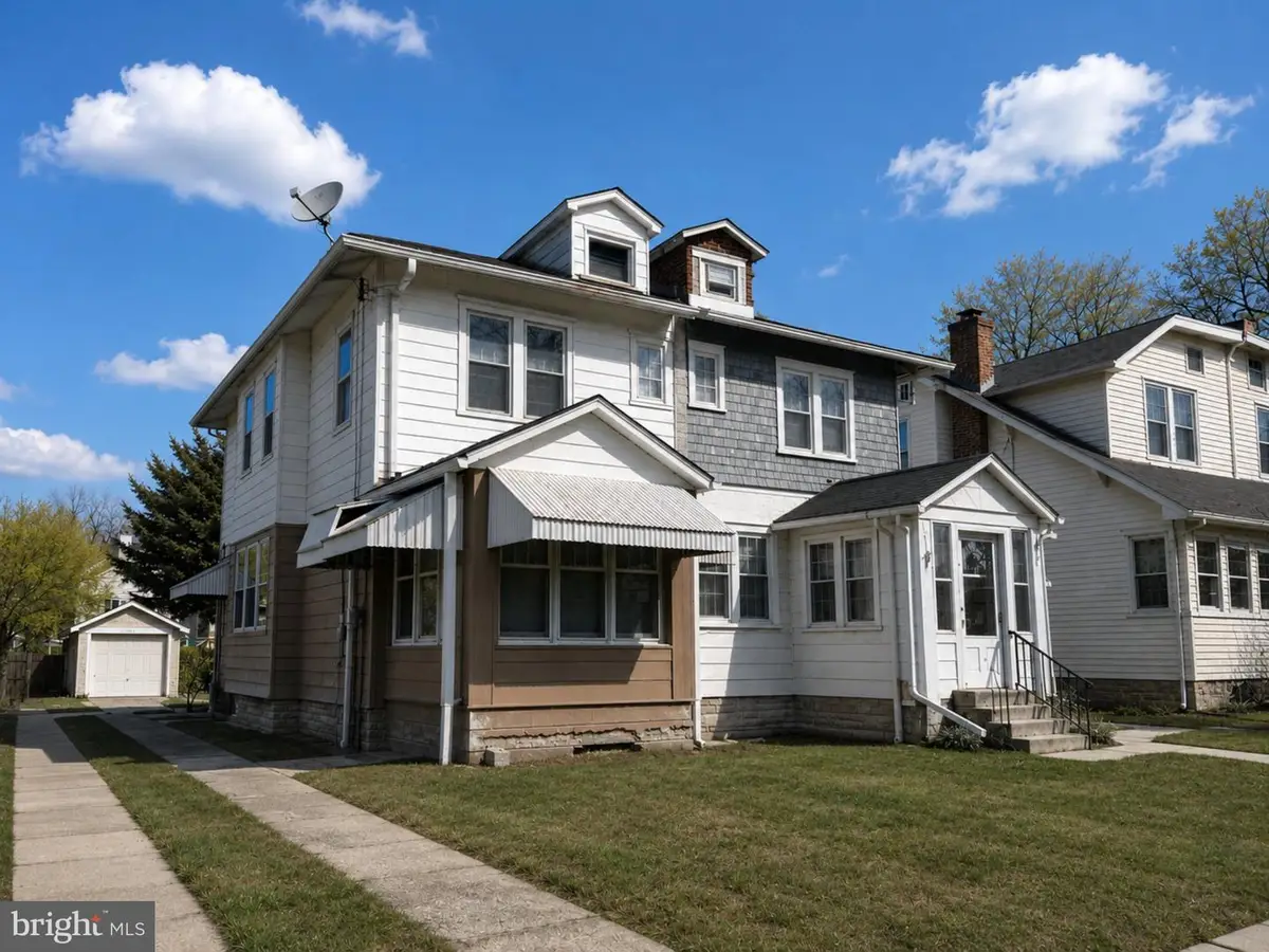 635 10th Ave, Prospect Park, PA 19076 - #1