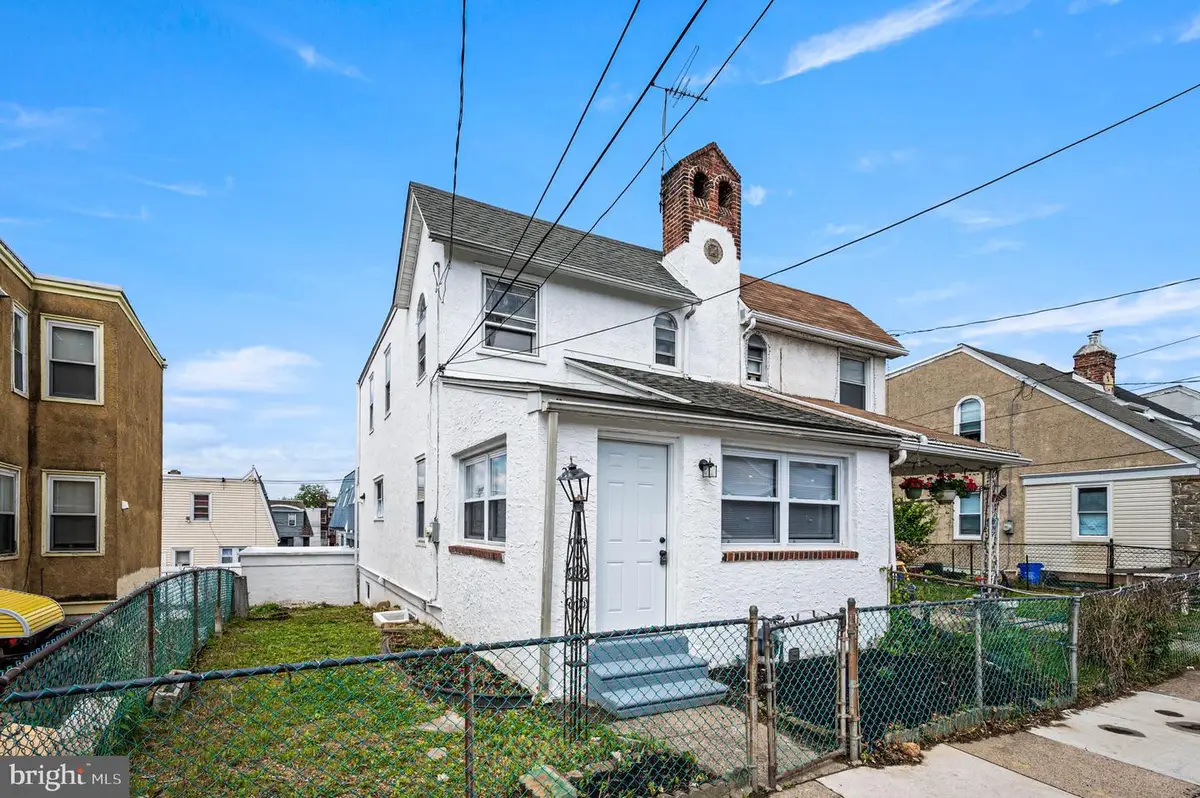 238 Heather Rd, Upper Darby, PA 19082 - #1