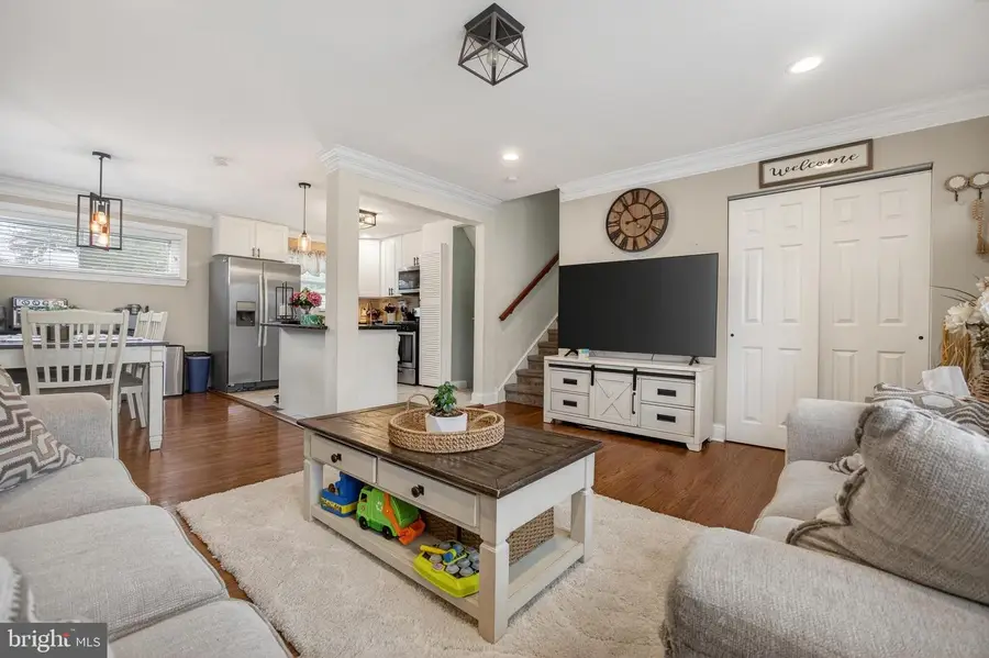 1123 Wynnbrook Rd, Secane, PA 19018 - #3