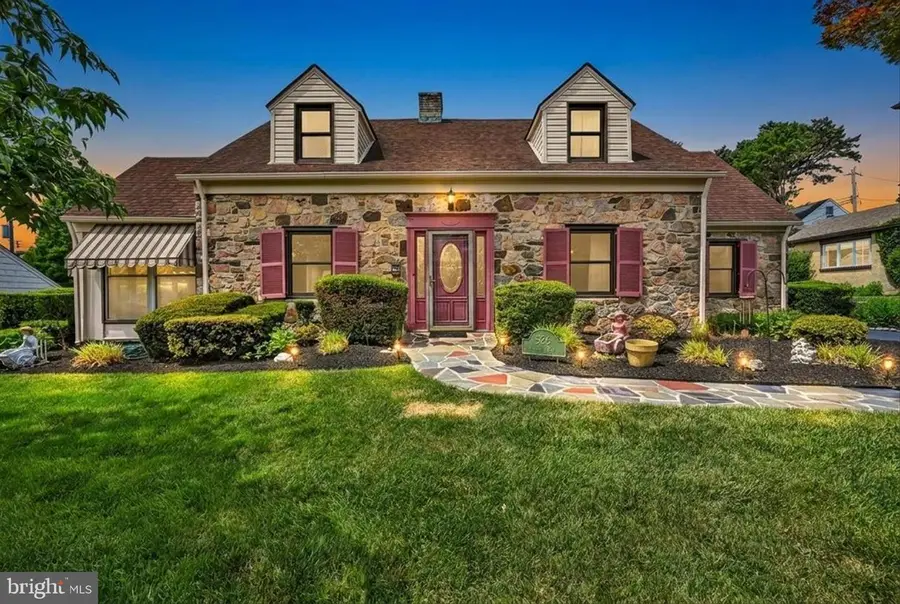 526 Argyle Rd, Drexel Hill, PA 19026 - #2