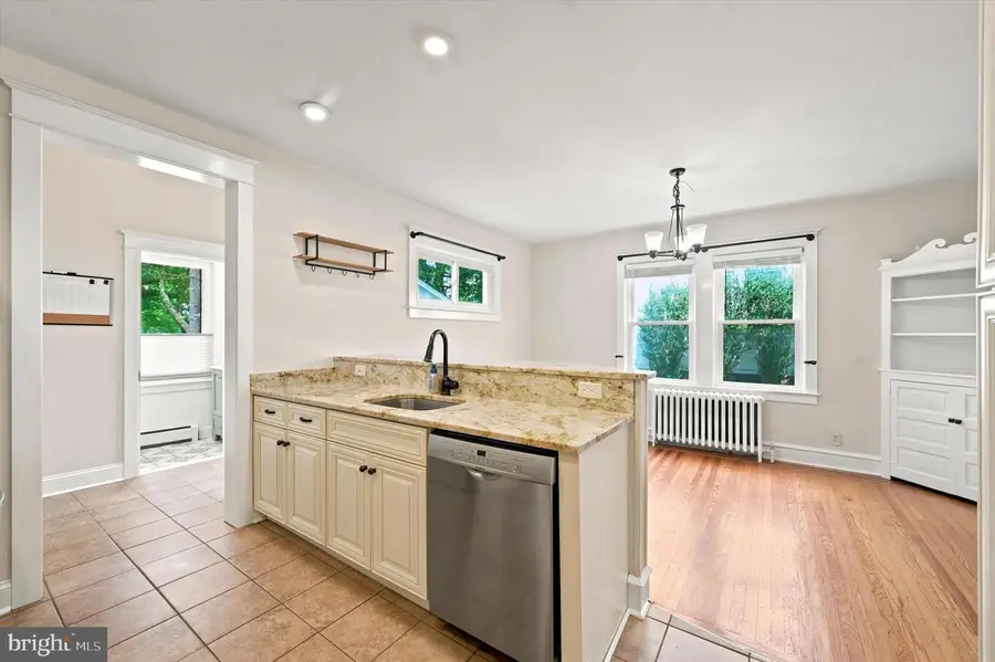 622 Country Club Ln, Havertown, PA 19083 - #3