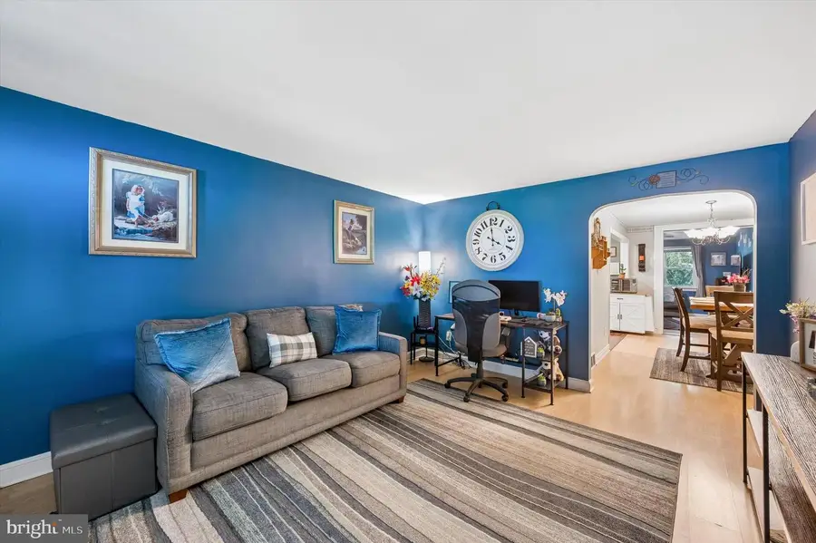 1012 Windsor Rd, Collingdale, PA 19023 - #2