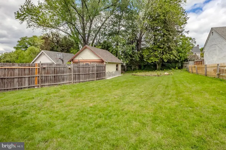 711 Harper Ave, Drexel Hill, PA 19026 - #3