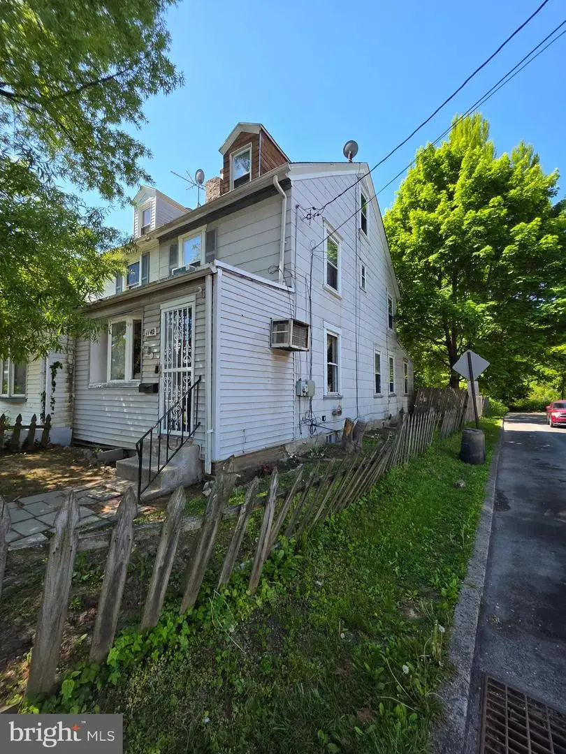 1142 Chestnut St, Darby, PA 19023 - #1