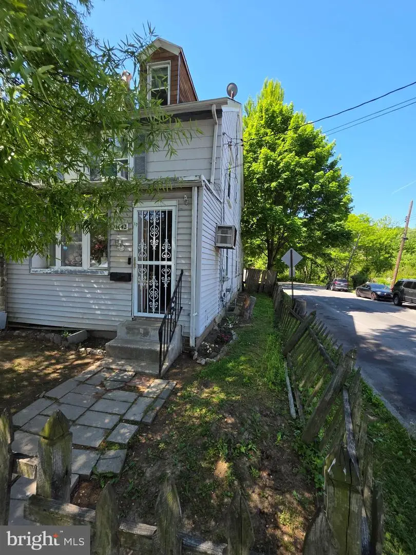 1142 Chestnut St, Darby, PA 19023 - #2