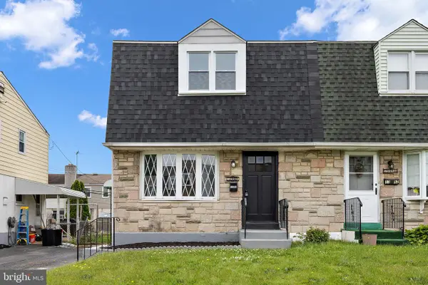 1350 Price St, MARCUS HOOK, PA 19061