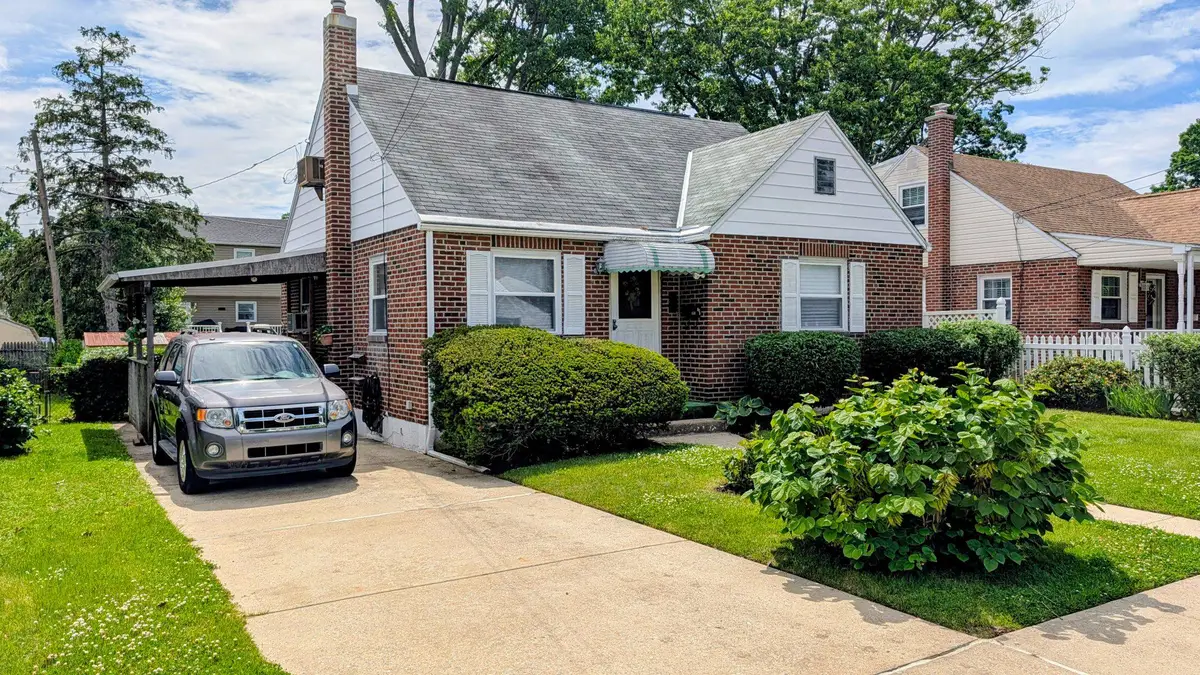 429 Evergreen Ave, Folsom, PA 19033 - #1