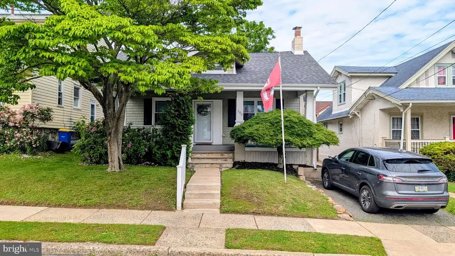 105 Hinkson Blvd, Ridley Park, PA 19078 - #2