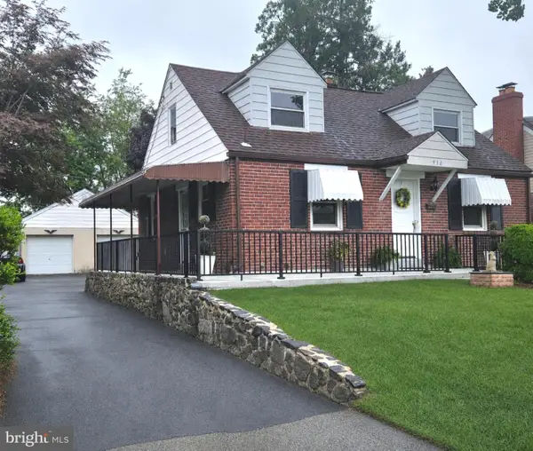 950 Thornton Rd, UPPER CHICHESTER, PA 19061