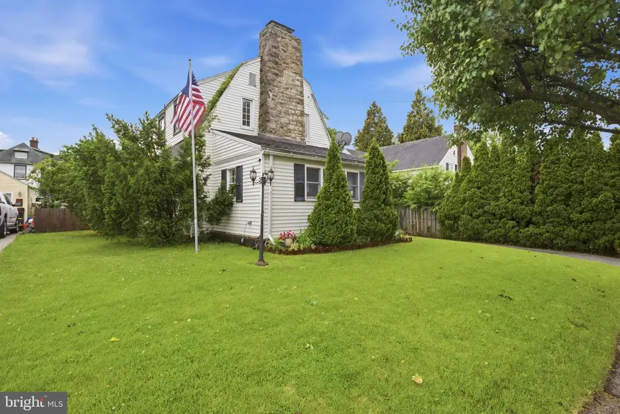 308 Cresswell St, Ridley Park, PA 19078 - #2