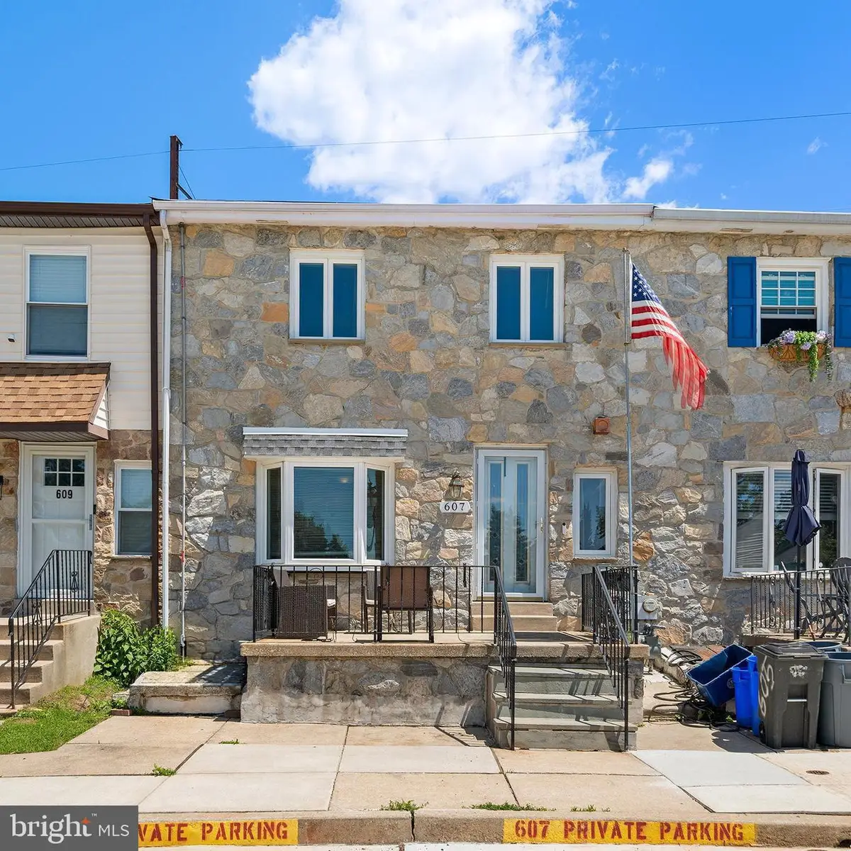 607 Saint Anthony Ln, Upper Darby, PA 19082 - #1