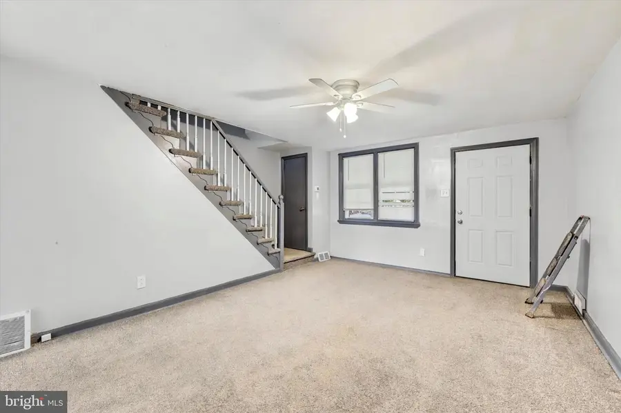 19 W 21st St, Chester, PA 19013 - #3