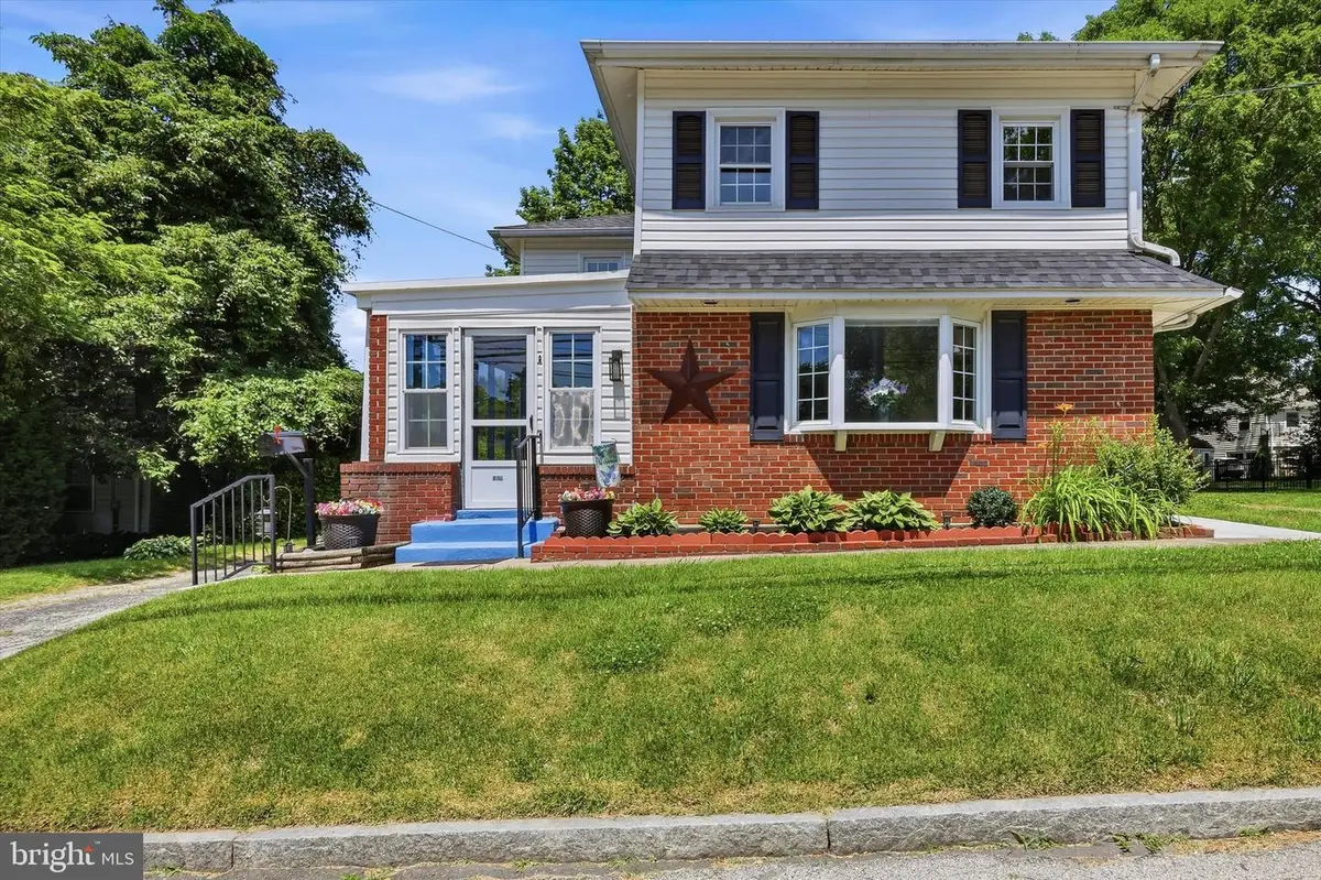 409 Michigan Ave, Swarthmore, PA 19081 - #1