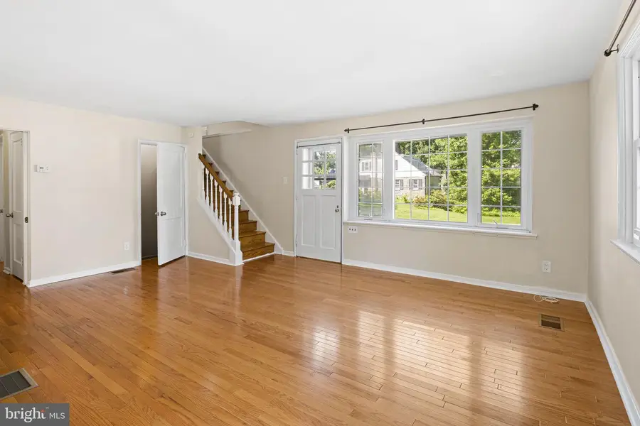 13 Rodney Rd, Bryn Mawr, PA 19010 - #3