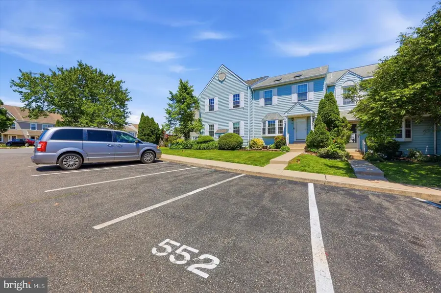 552 Heather Ln, Upper Chichester, PA 19014 - #2
