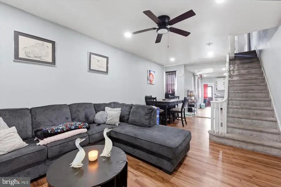 1121 E 11th St, Crum Lynne, PA 19022 - #3