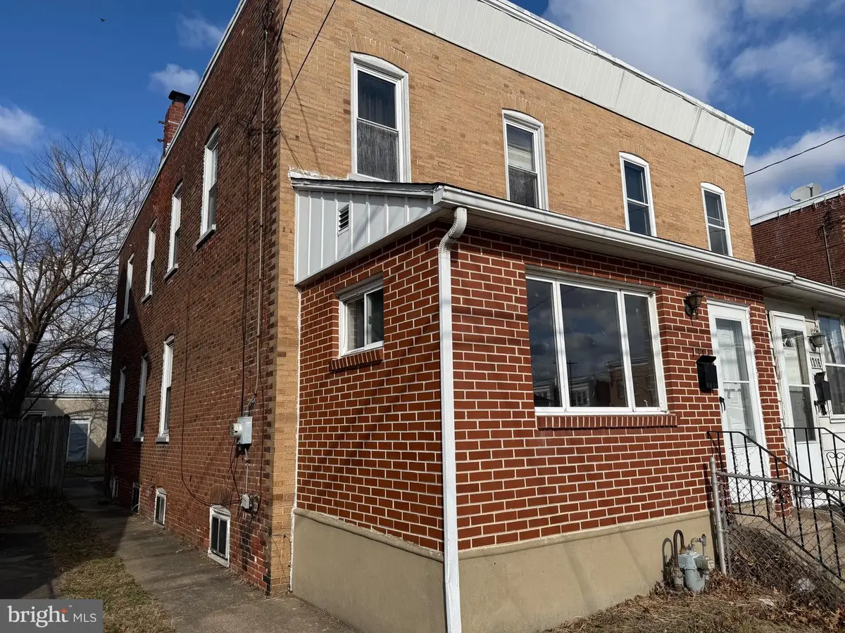 1314 E 11th St, Crum Lynne, PA 19022 - #1
