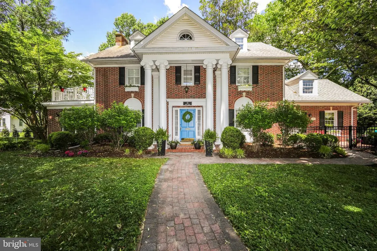 15 Crest Ln, Swarthmore, PA 19081 - #1