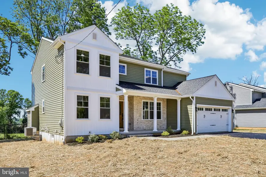 218 4th Ave, Newtown Square, PA 19073 - #3