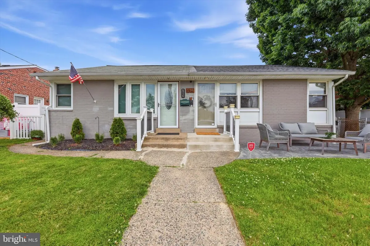 514 Edgewood Ave, Folsom, PA 19033 - #1