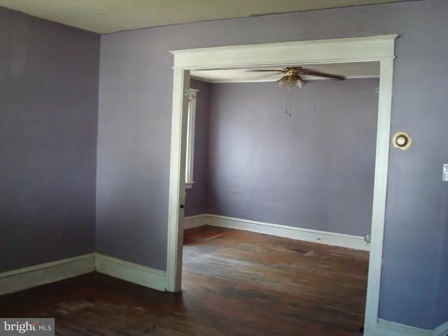 810 Bartram Ave, Darby, PA 19023 - #3