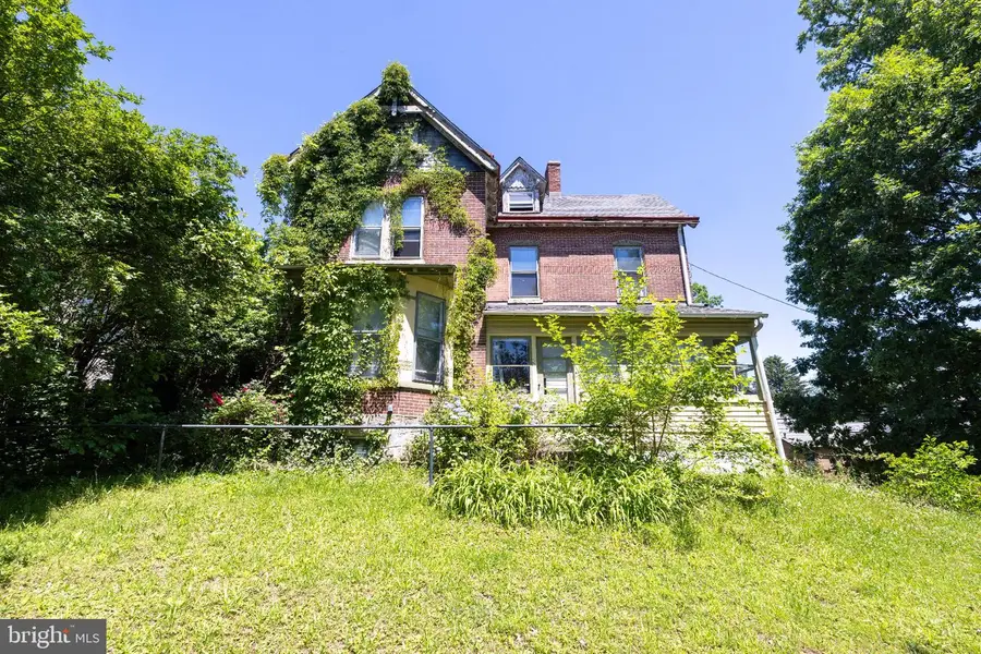 201 Baltimore Ave, Clifton Heights, PA 19018 - #3