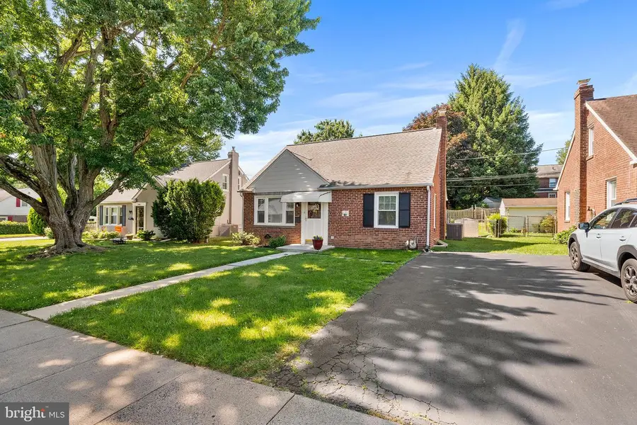 504 Lawrence Rd, Havertown, PA 19083 - #2