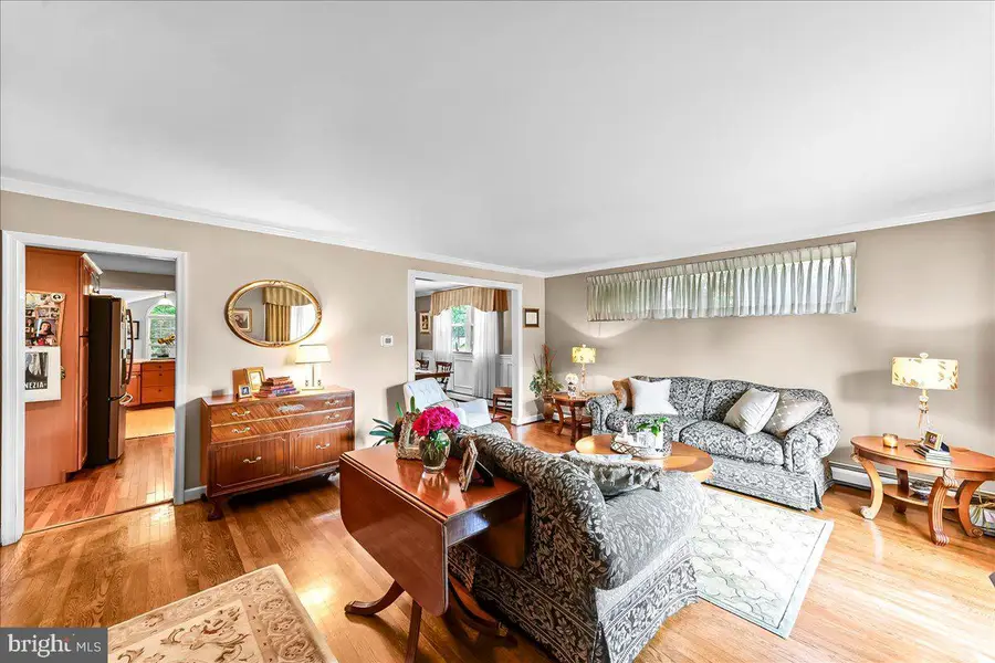 16 Grove Ln, Broomall, PA 19008 - #3