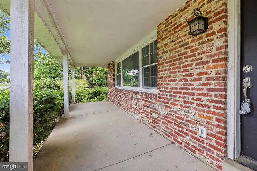 118 Deerfield Rd, Broomall, PA 19008 - #2