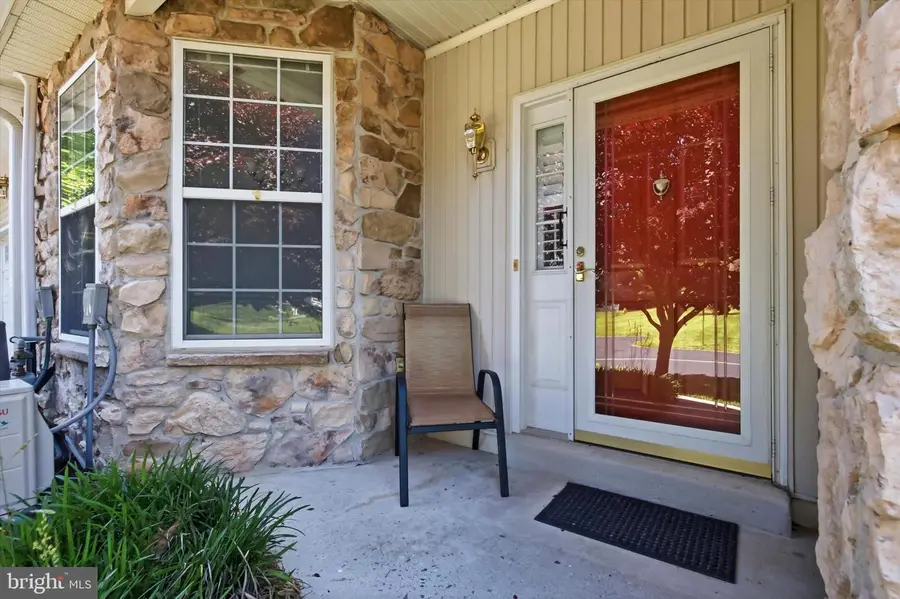 1453 Palmer Dr, Springfield, PA 19064 - #3
