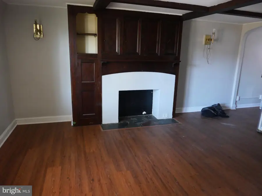 313 Hampden Rd, Upper Darby, PA 19082 - #2