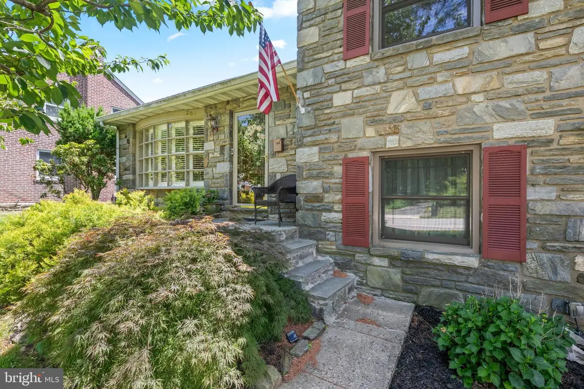 260 Avon Rd, Springfield, PA 19064 - #1