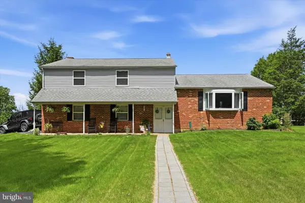 1520 Caroline Dr, ASTON, PA 19014
