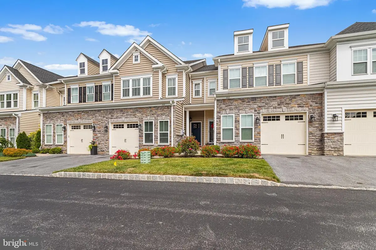 203 Trotters Ct #4, Newtown Square, PA 19073 - #1