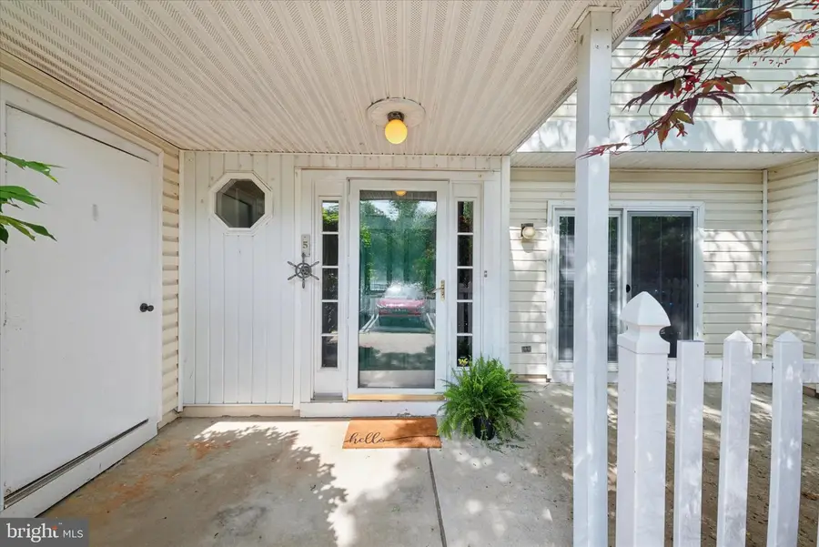 5 Ashley Ct #5, Glen Mills, PA 19342 - #2