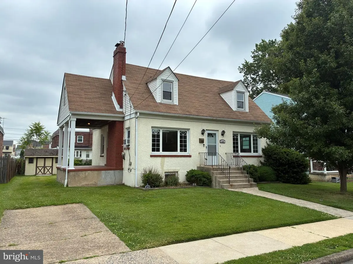 216 Fernwood, Folsom, PA 19033 - #1