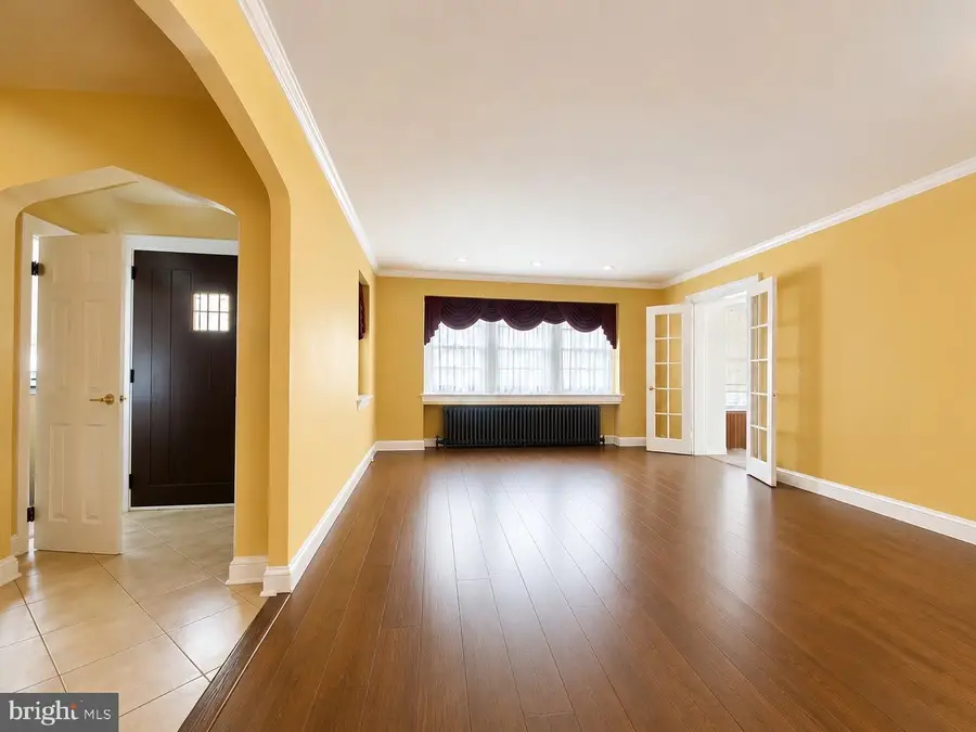 3 E Providence Rd, Lansdowne, PA 19050 - #3