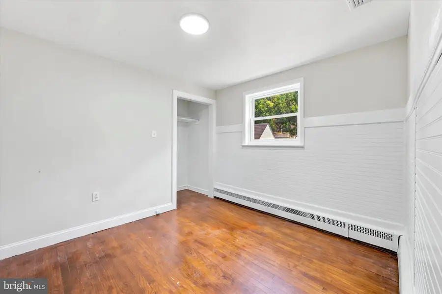 505 W 2nd St, Essington, PA 19029 - #3