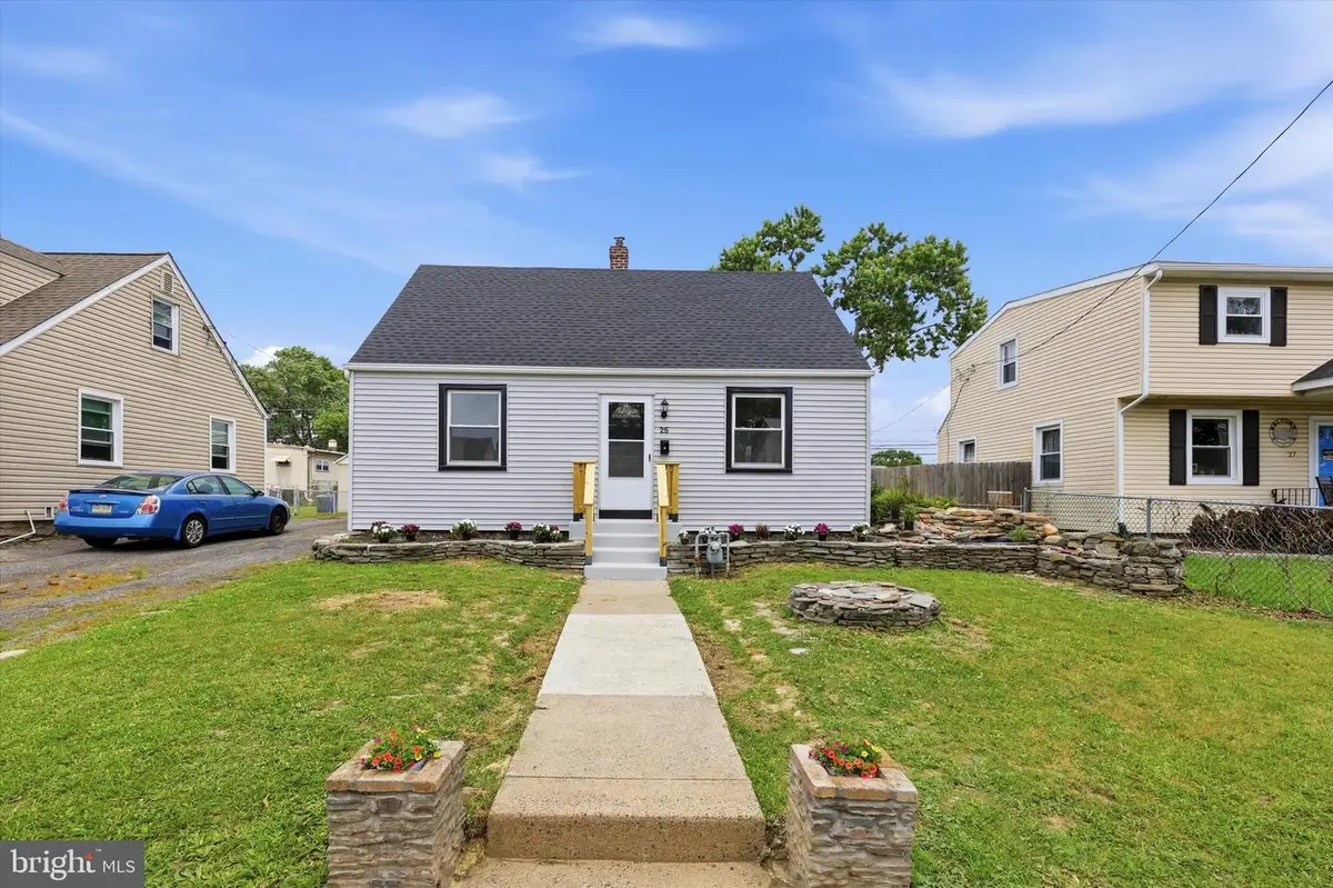 25 N Martin Ln, Norwood, PA 19074 - #1