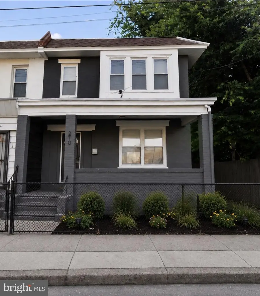 210 S 7th St, Darby, PA 19023 - #2