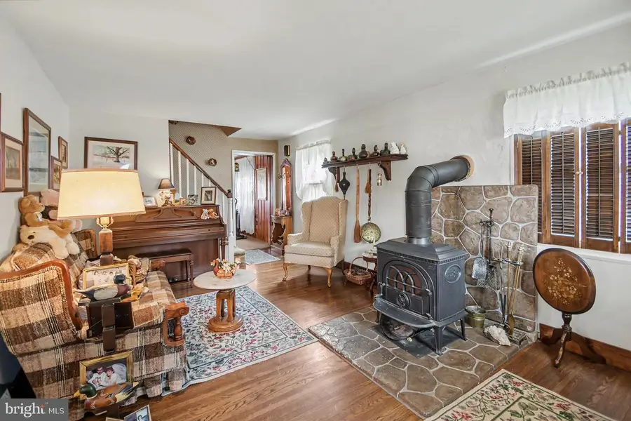 859 Wyndom Ter, Secane, PA 19018 - #3
