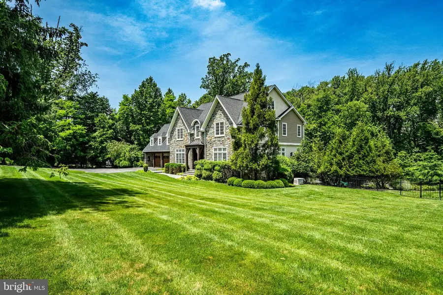 57 Sweetwater Rd, Glen Mills, PA 19342 - #3