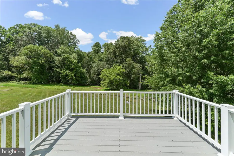 90 Old Barn Dr, West Chester, PA 19382 - #3