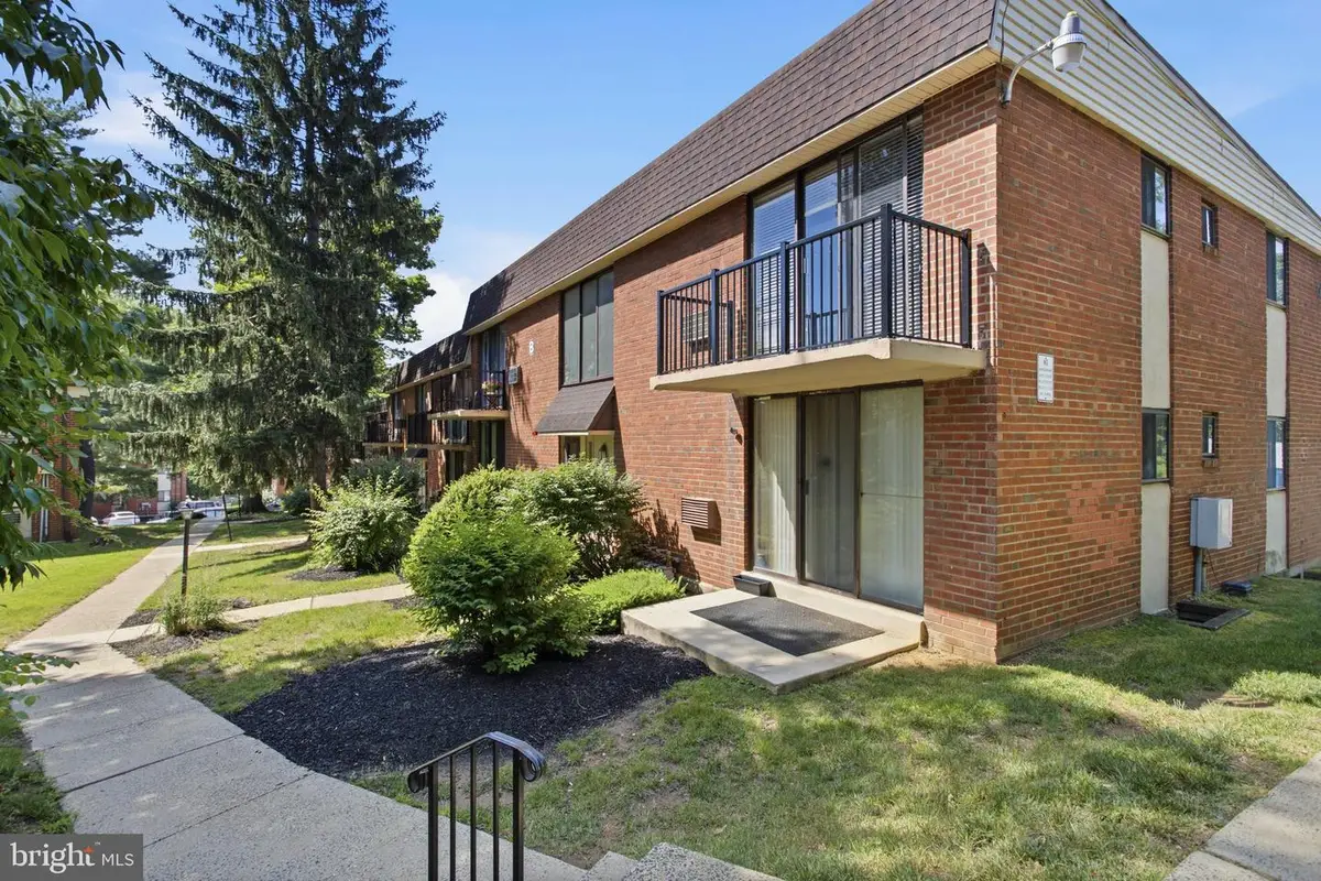 100 E Glenolden Ave #b-6, Glenolden, PA 19036 - #1