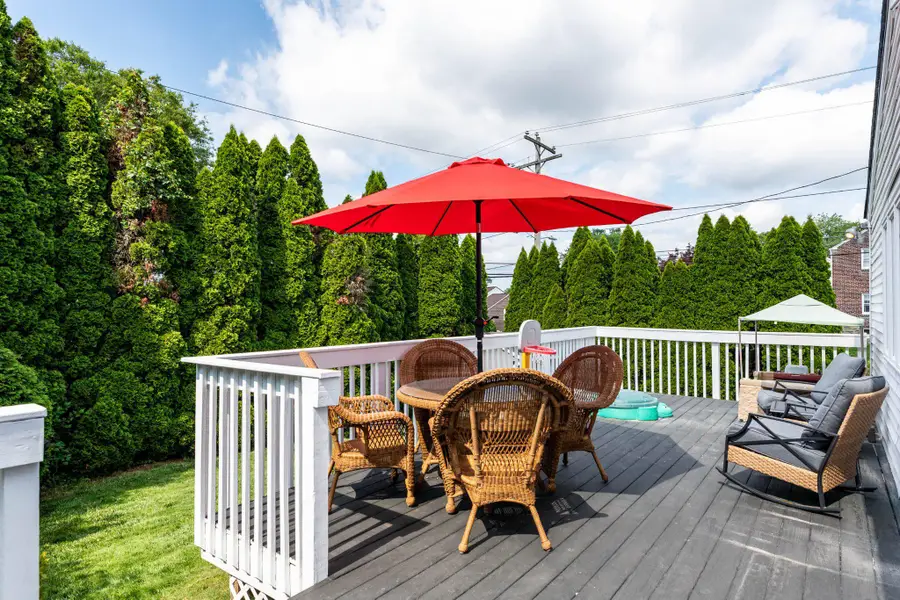 54 Treaty Rd., Drexel Hill, PA 19026 - #3